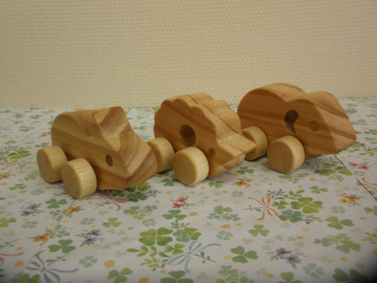 [ original work ] laughing face overflow wooden toy ~ animal ko Logo ro3 body set ( sheep * rabbit *morumoto) work No.702/800