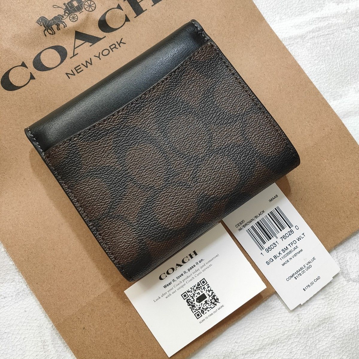 新作★COACH コーチ 三つ折り コンパクト ウォレット ミニ財布 ブラック