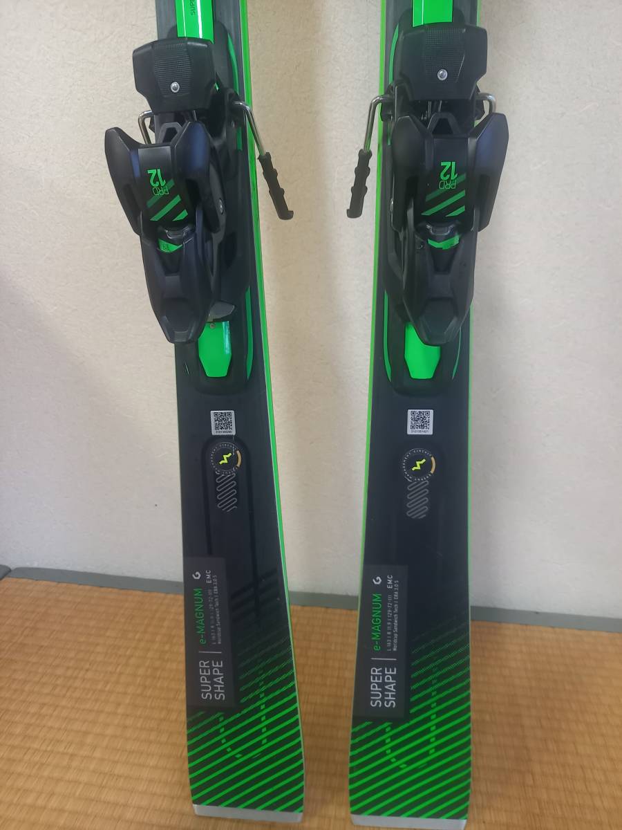 超美品 HEAD スキー板+ビンディング スーパーシェイプ E 超美品 HEAD スキー板+ビンディング スーパーシェイプ E