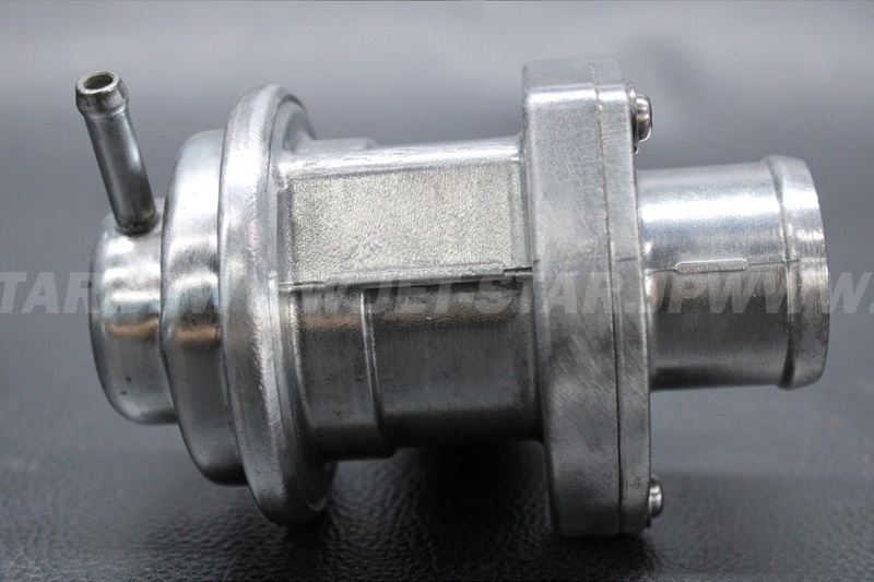 Kawasaki ULTRA310LX´16 OEM section (Inter-Cooler) parts Used Kawasaki ULTRA310LX´16 OEM section (Inter-Cooler) parts Used