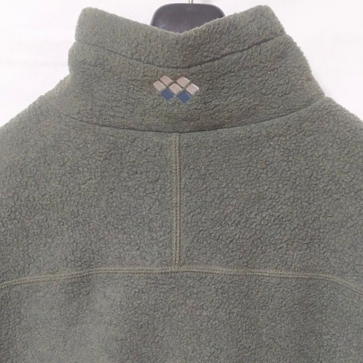 美品】mont-bell GORE-WINDSTOPPER 防風 プルオーバー クリマ 美品】mont-bell GORE-WINDSTOPPER 防風 プルオーバー クリマ