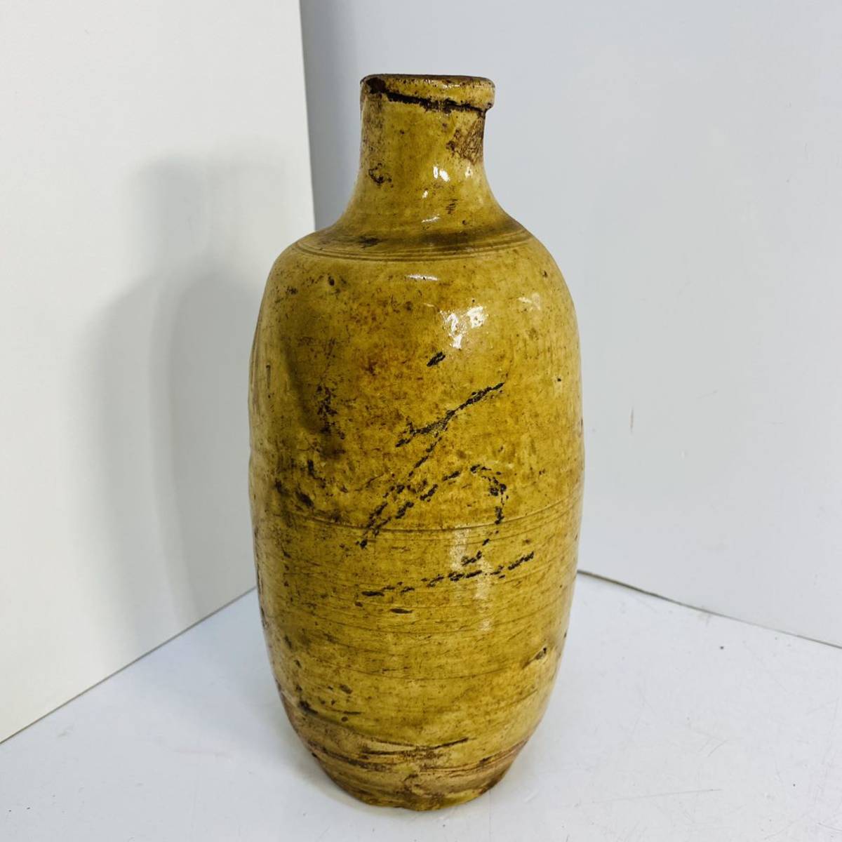 ヤフオク! - 中古品 壺 壷 骨董 骨董品 焼き物 花瓶 花器 アン...