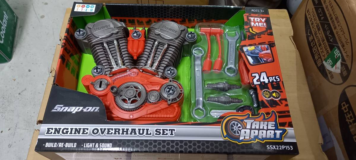 * new goods Snap-on Snap-on V twin engine overhaul set light & sound US toy *