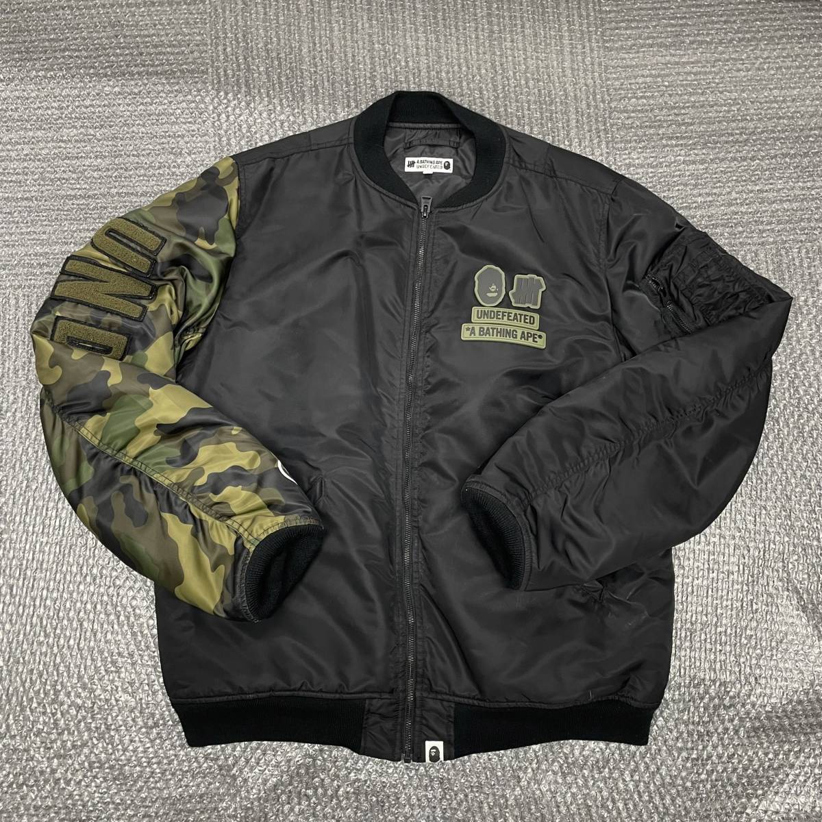 BAPE×UNDEFEATED】WOODLAND CAMO SHARK MA1 | ilhotesul.com.br