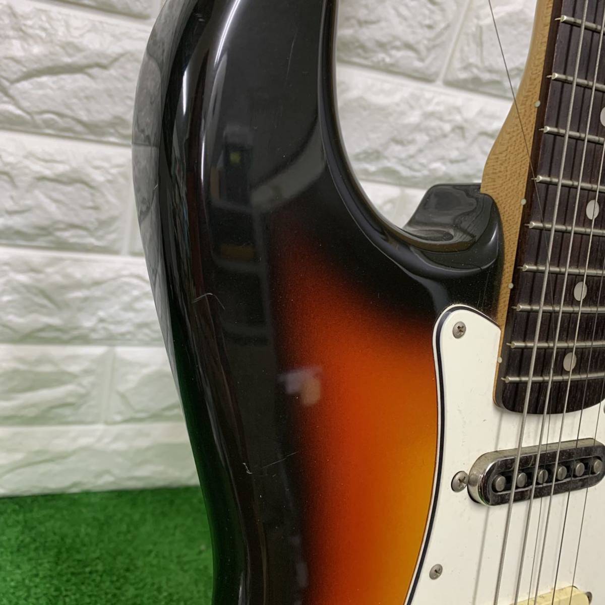 1円 Fender ストラトキャスター Stratocaster Q シリアル 93年 Or 94年