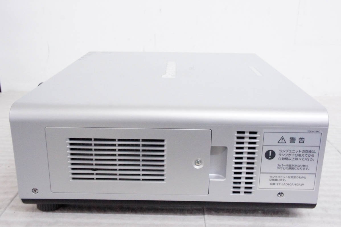 1 Panasonic 業務用 ビジネス プロジェクタ- PT-DW6300LS レンズ ET