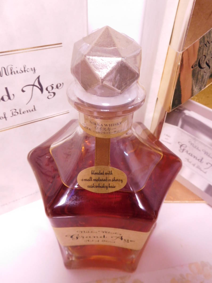 ☆古酒☆ ニッカ グランド エイジ 660ml 45% 箱入り ☆ Nikka ☆古酒☆ ニッカ グランド エイジ 660ml 45% 箱入り ☆ Nikka
