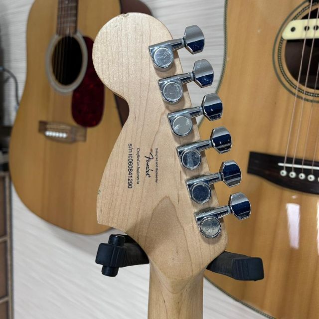 国際ブランド】 Stratocaster 野花 【4498】 卯月 Squier Standard PU