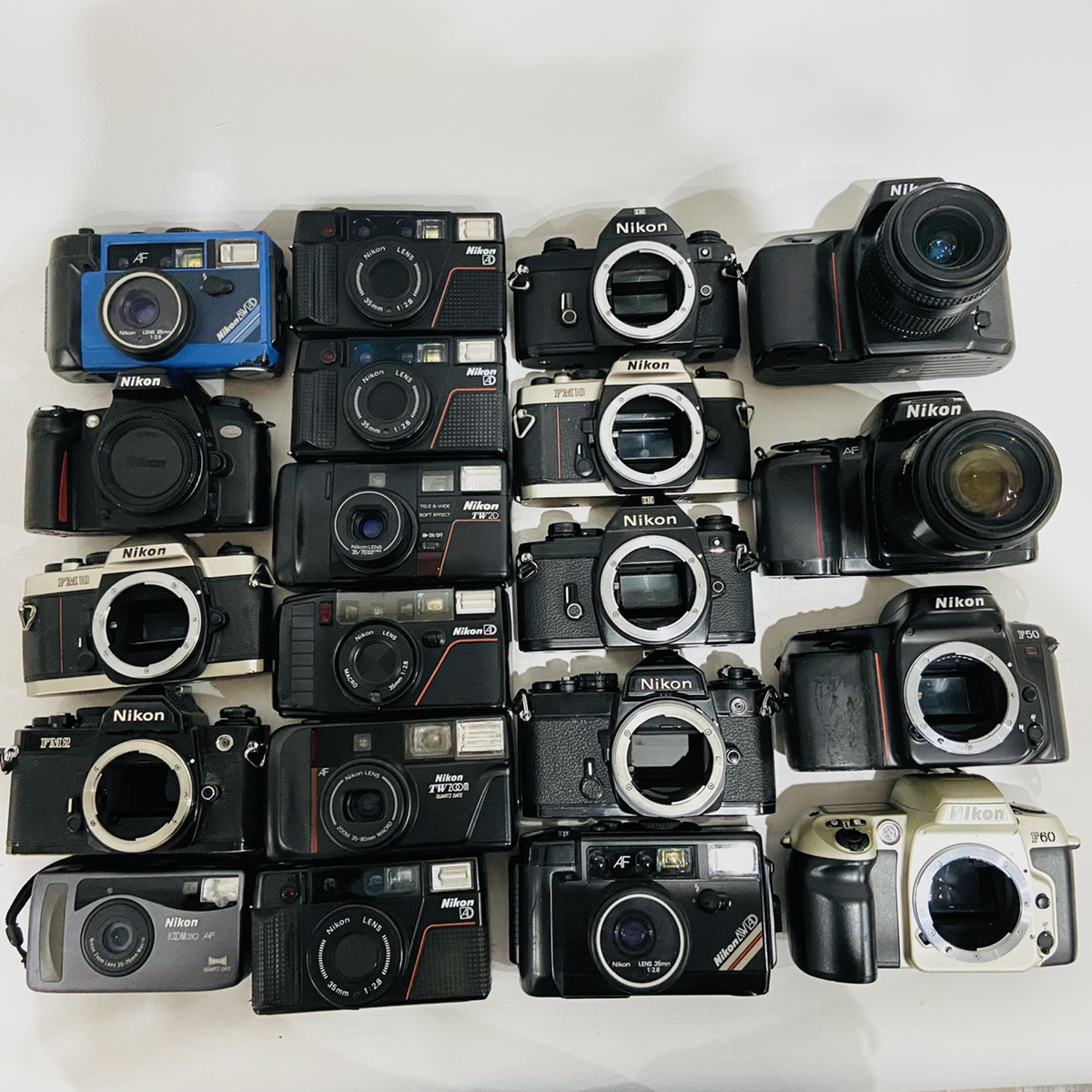 Nikon ニコン L35AD3 ピカイチ3 動作品 コンパクトフィルムカメラ Nikon ニコン L35AD 初代ピカイチ 動作品 コンパクトフィルムカメラ