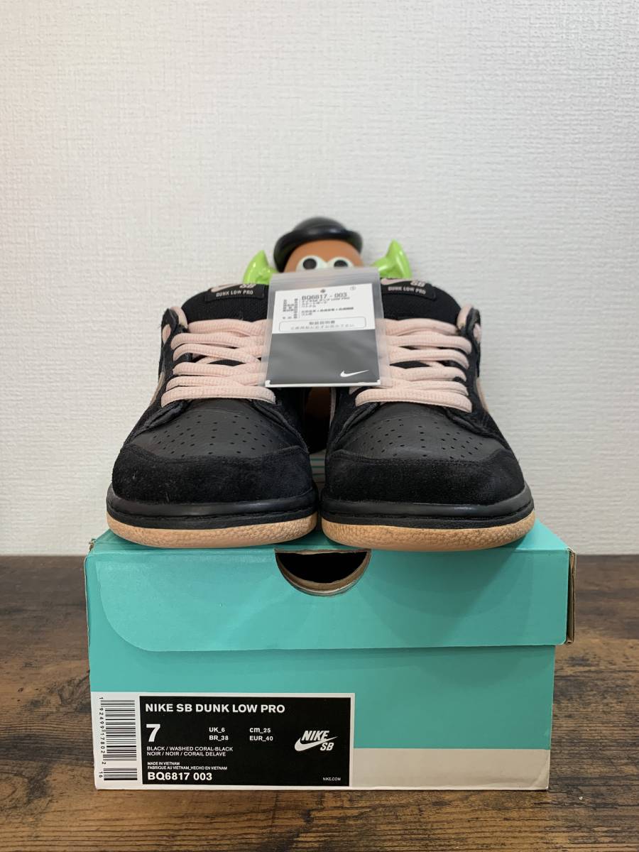 中古美品 【Nike SB Dunk Low Pro (Pink Devil) BQ6817-003】ナイキ