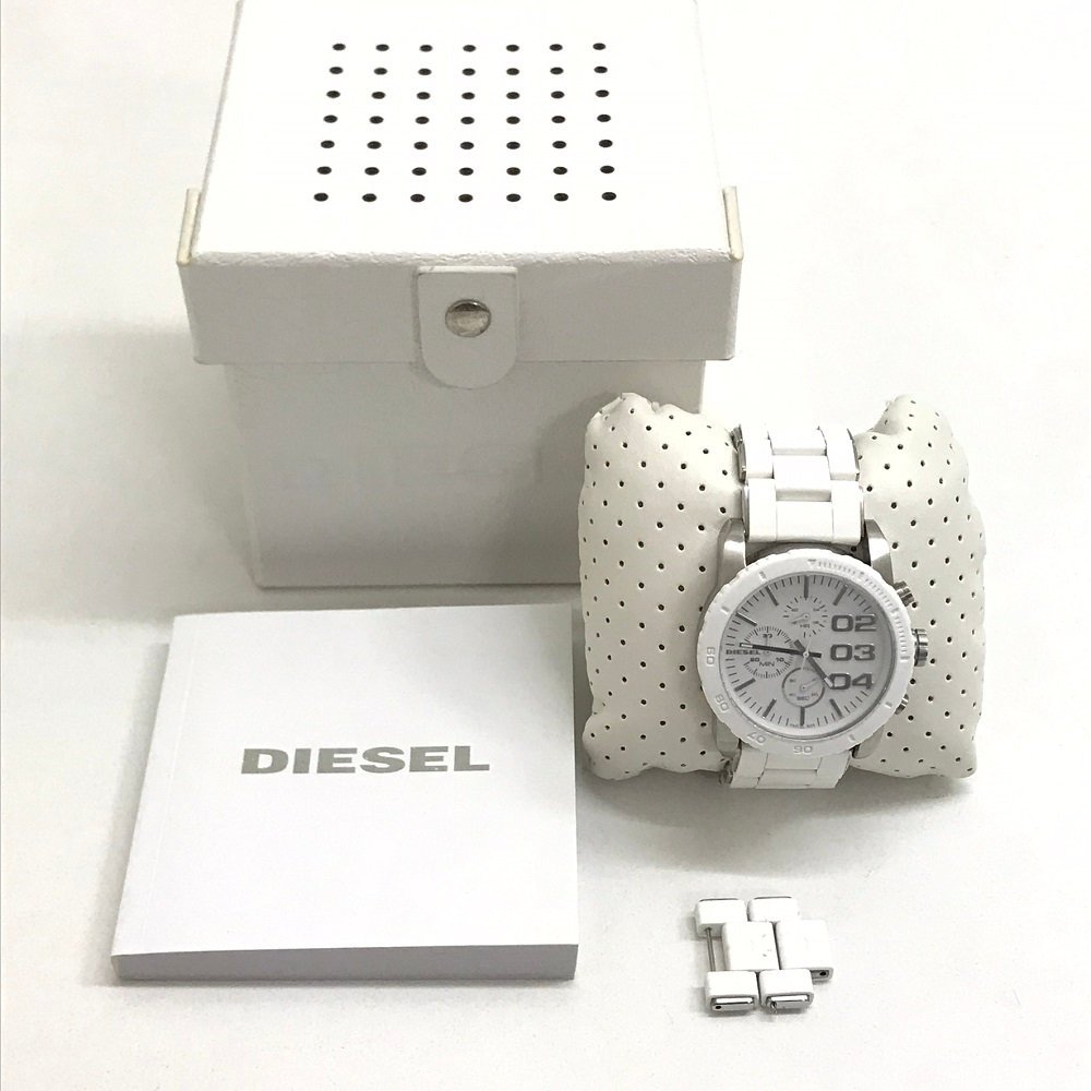 中古品 DIESEL ディーゼル DZ-5306 クロノグラフ SS ラバー QZ クォーツ 白文字盤 メンズ 腕時計 質屋出品