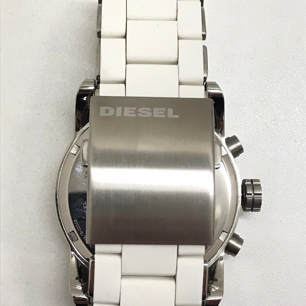 中古品 DIESEL ディーゼル DZ-5306 クロノグラフ SS ラバー QZ クォーツ 白文字盤 メンズ 腕時計 質屋出品