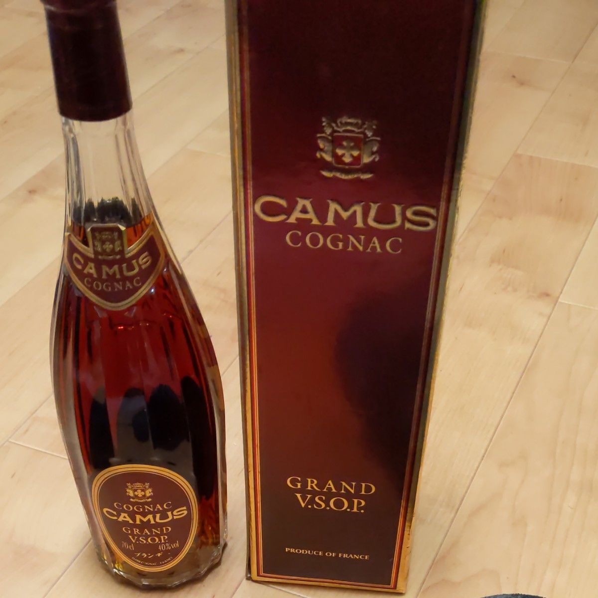 カミュ Grand700ml40%20年以上前に購入しました 箱付き CAMUS カミュ Grand700ml40%20年以上前に購入しました 箱付き CAMUS