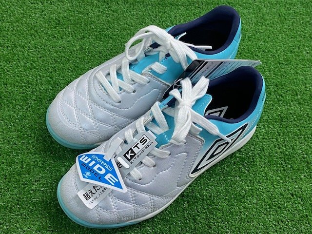 1●未使用品 umbro(アンブロ) サッカーシューズ ACR CT [UU4PJB01WB] インドアトレーニング用 19cm WIDE【札幌/店頭引取OK!】●448_画像1