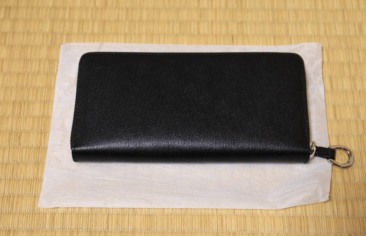 送料込 新品・未使用 ソメスサドル ピルエット ラウンド長財布 送料込 新品・未使用 ソメスサドル ピルエット ラウンド長財布