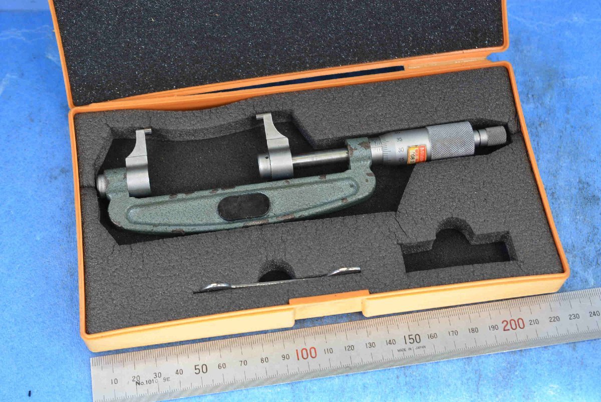 mitsutoyo50-75 outside caliper shape micro meter used 