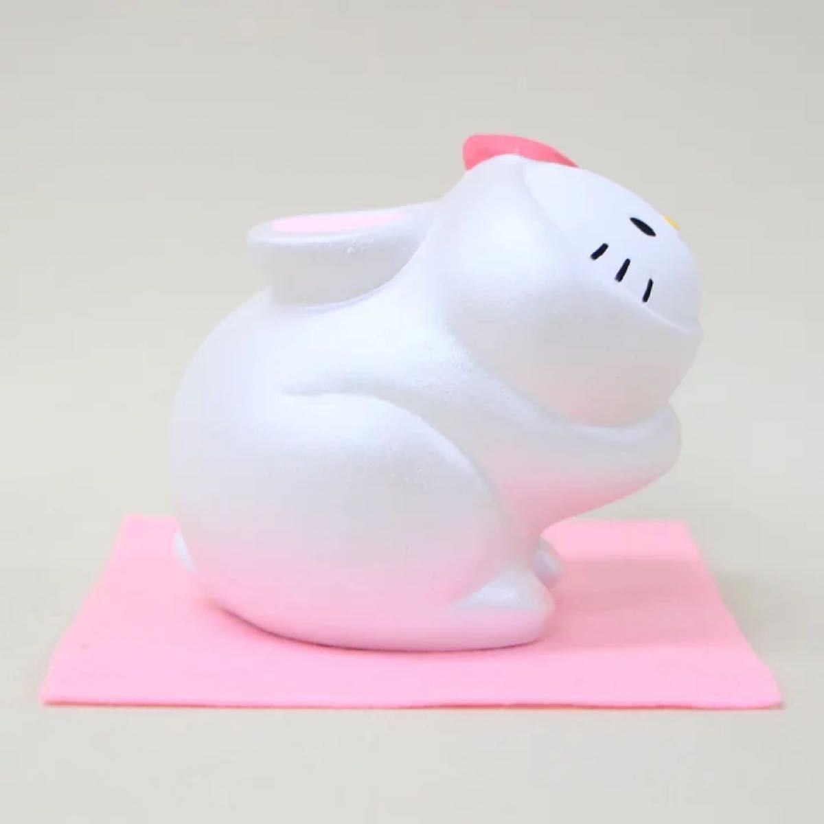 ハローキティ 干支 卯年 博多人形|Yahoo!フリマ(旧PayPayフリマ) ハローキティ 干支 卯年 博多人形|Yahoo!フリマ(旧PayPayフリマ)