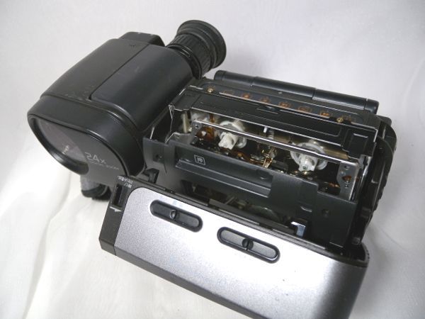 ☆SONY Handycam Hi8/Video8 CCD-RV100 ダビング・再生☆ハイエイト 8ミリテープの画像8