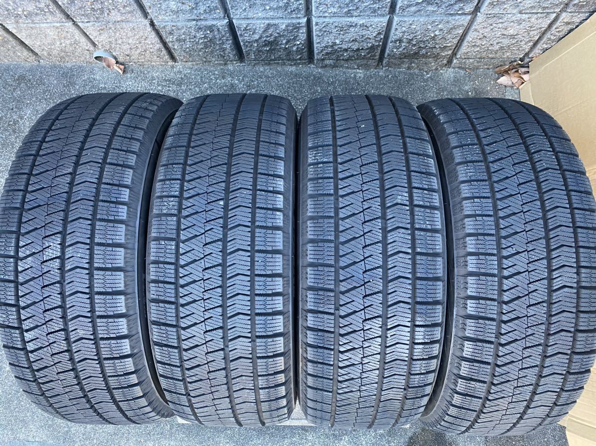 春先取りの P67 275/70R22.5 ブリヂストン スタッドレス 2本 バリ溝
