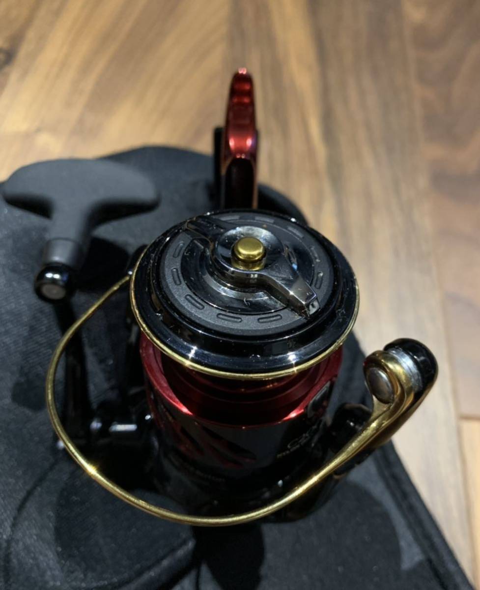 美品 20 シマノ SHIMANO BB-X ハイパーフォース HYPER FORCE C2000DXXG