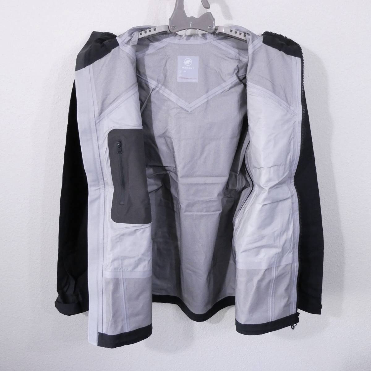 新品 マムート ハードシェルジャケット 山岳 防水ジャケット 2XL 新品 マムート ハードシェルジャケット 山岳 防水ジャケット 2XL