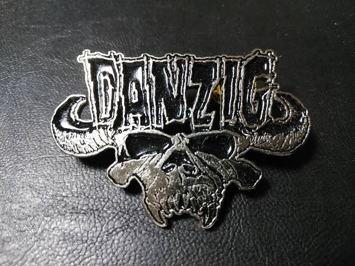DANZIG メタルピンバッジ ダンジグ / misfits ミスフィッツ samhain metallica slayer pusheadの画像1