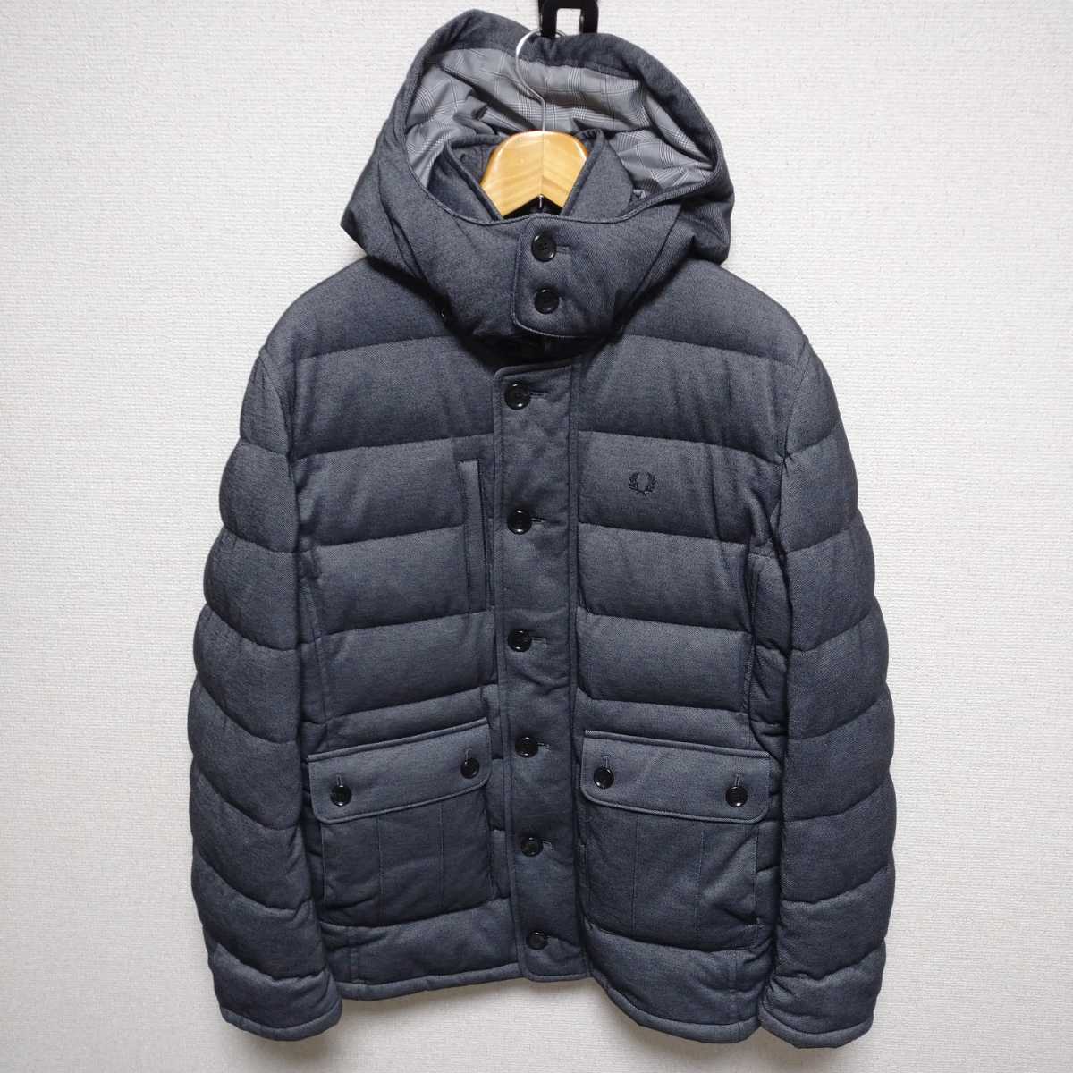 希少サイズ FRED PERRY フレッドペリー XL ダウンジャケット フード