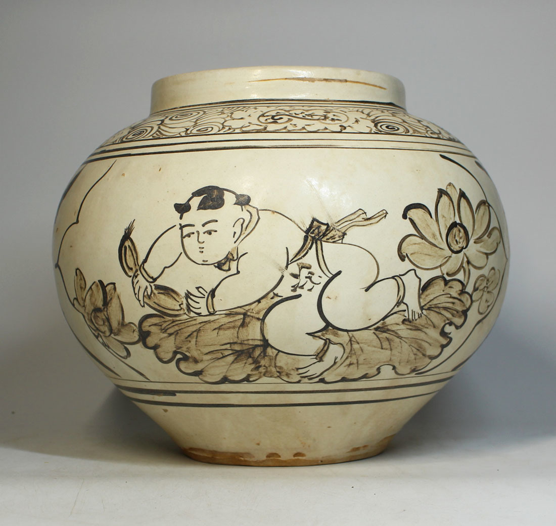 中国 骨董品 磁州窯 鉄絵 刻划 唐童子紋 瓶 。 | arquido.com