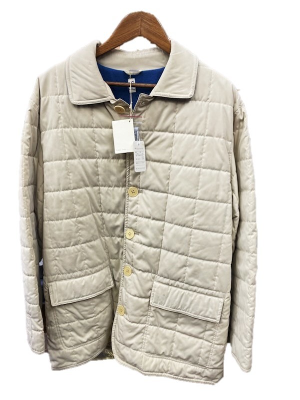 掘り出し物　イタリア製　キルティング　ジャケット＆コート　内カシミヤ100％　新品タグ付き　きなり　オフホワイト　50サイズ