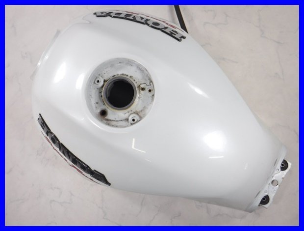 ◇6A28 CB400SF-S NC31 ガソリンタンク 燃料タンク 中錆無 160