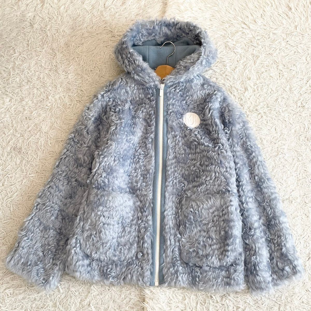 スタイリッシュシンプル 【新品】miumiu アウター もこもこ ブルゾン