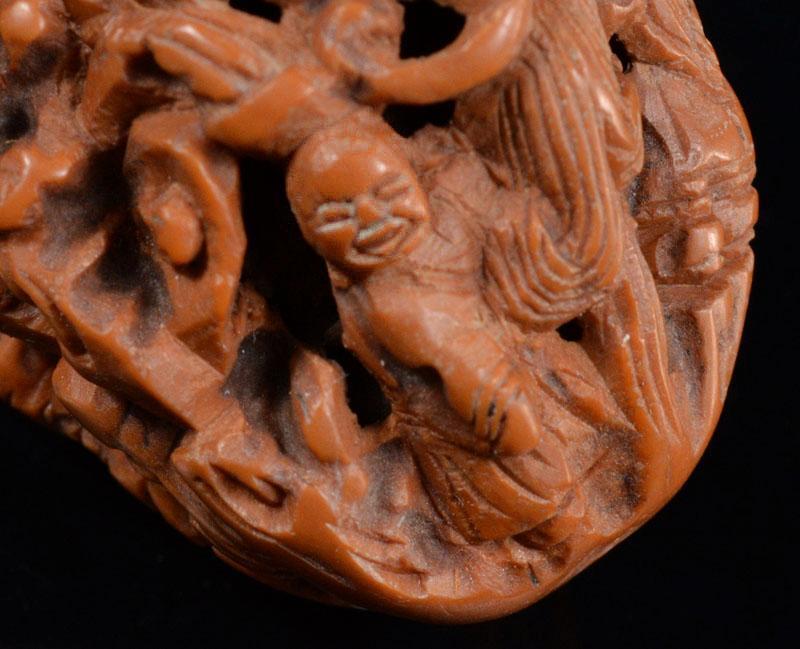 桜の花びら(厚みあり) 中国 玉石彫刻 神獣刻 爵 時代箱付 V 2986