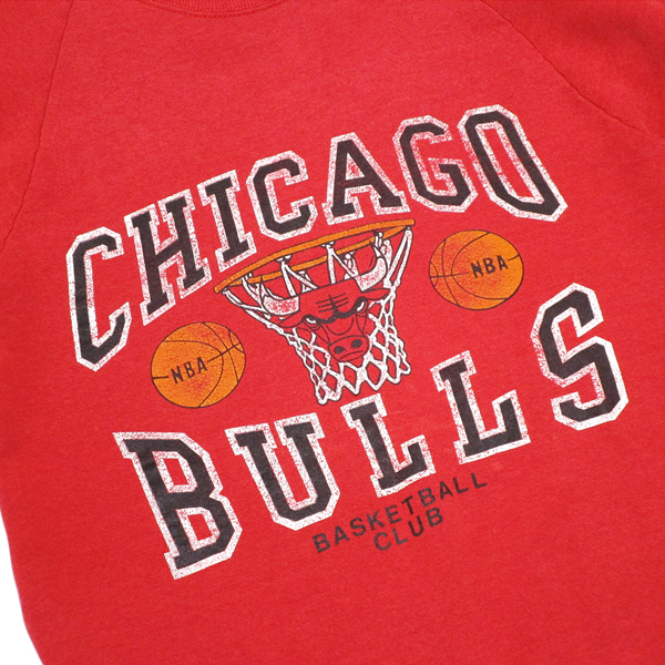 ChicagoBulls シカゴブルズ Tシャツ 赤 90s デカロゴ 丸胴 レッド系