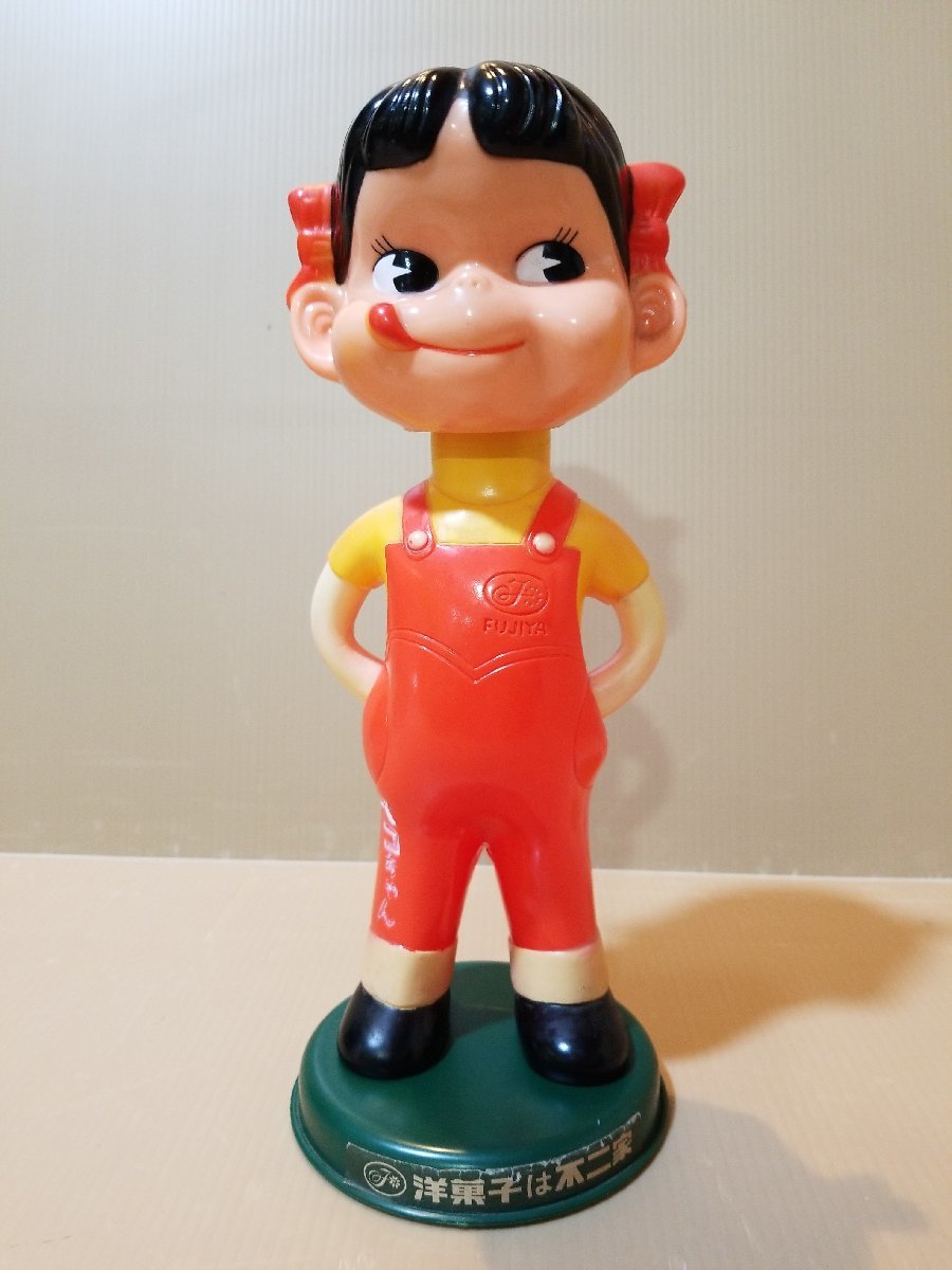 ヤフオク! - ♪Fujiya ペコちゃん 首振り人形 昭和 レトロ 不二...