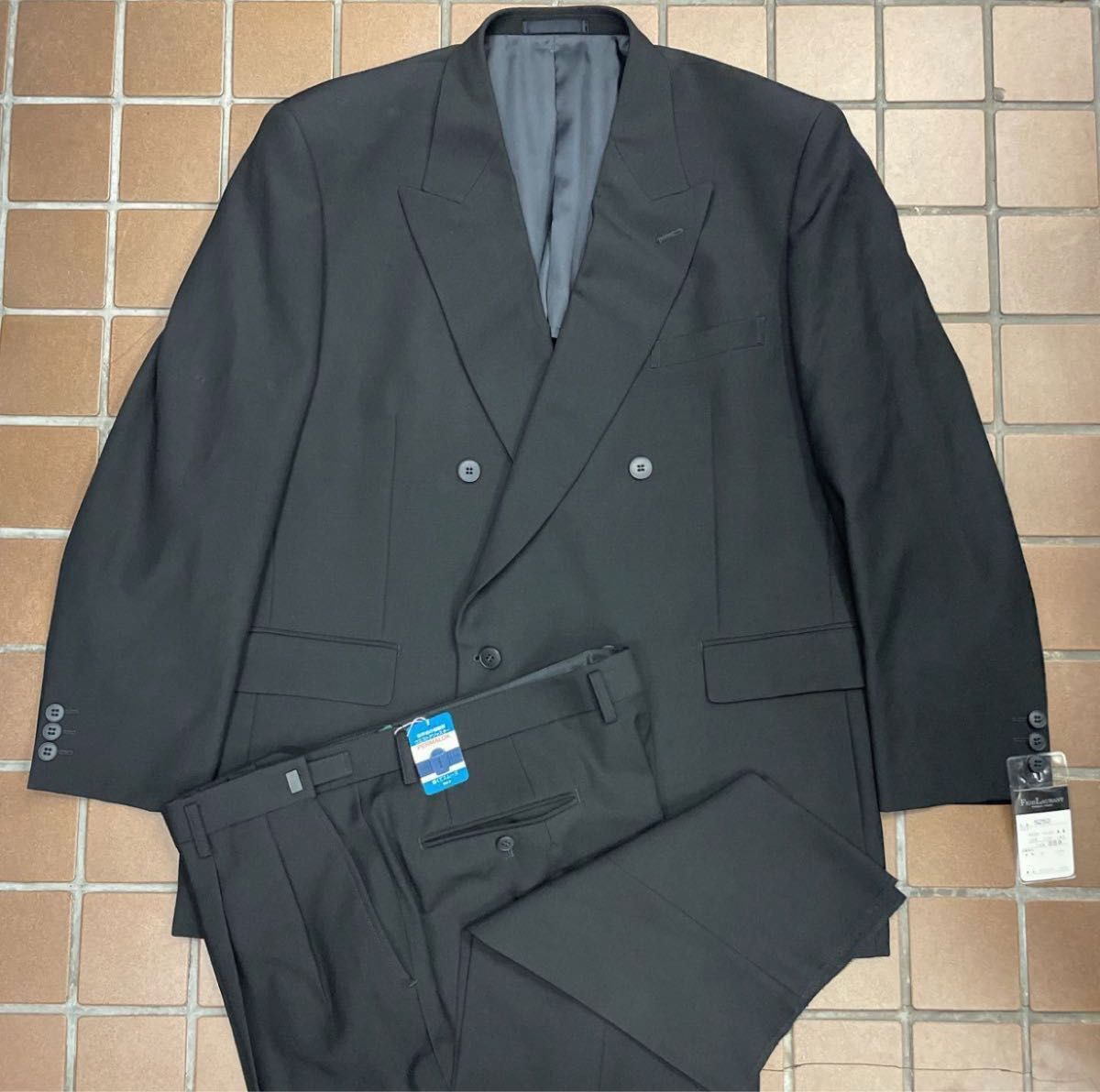 新品未使用　激安　ダブルスーツ　セットアップ　礼服　A7  XL/ブラック　黒 フォーマルスーツ