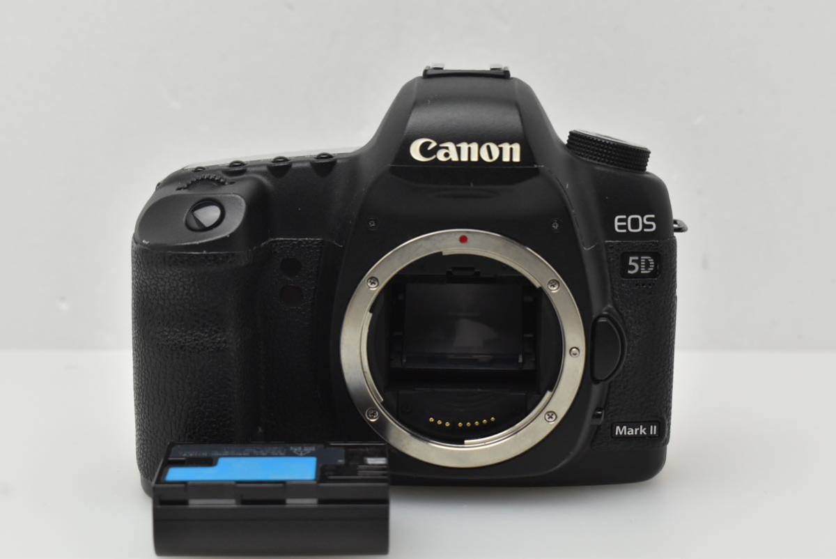Canon キヤノン EOS 5D Mark II ［000323110］