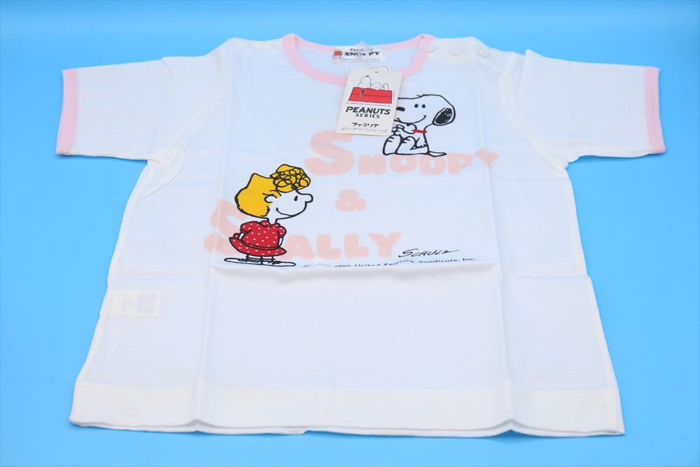 SALE*Familiar Peanuts series kids Tshirt/ Snoopy surrey / Vintage / Familia / Peanuts /172663039