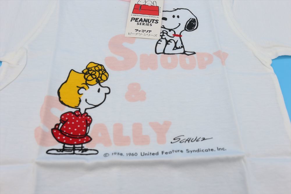 SALE*Familiar Peanuts series kids Tshirt/ Snoopy surrey / Vintage / Familia / Peanuts /172663039