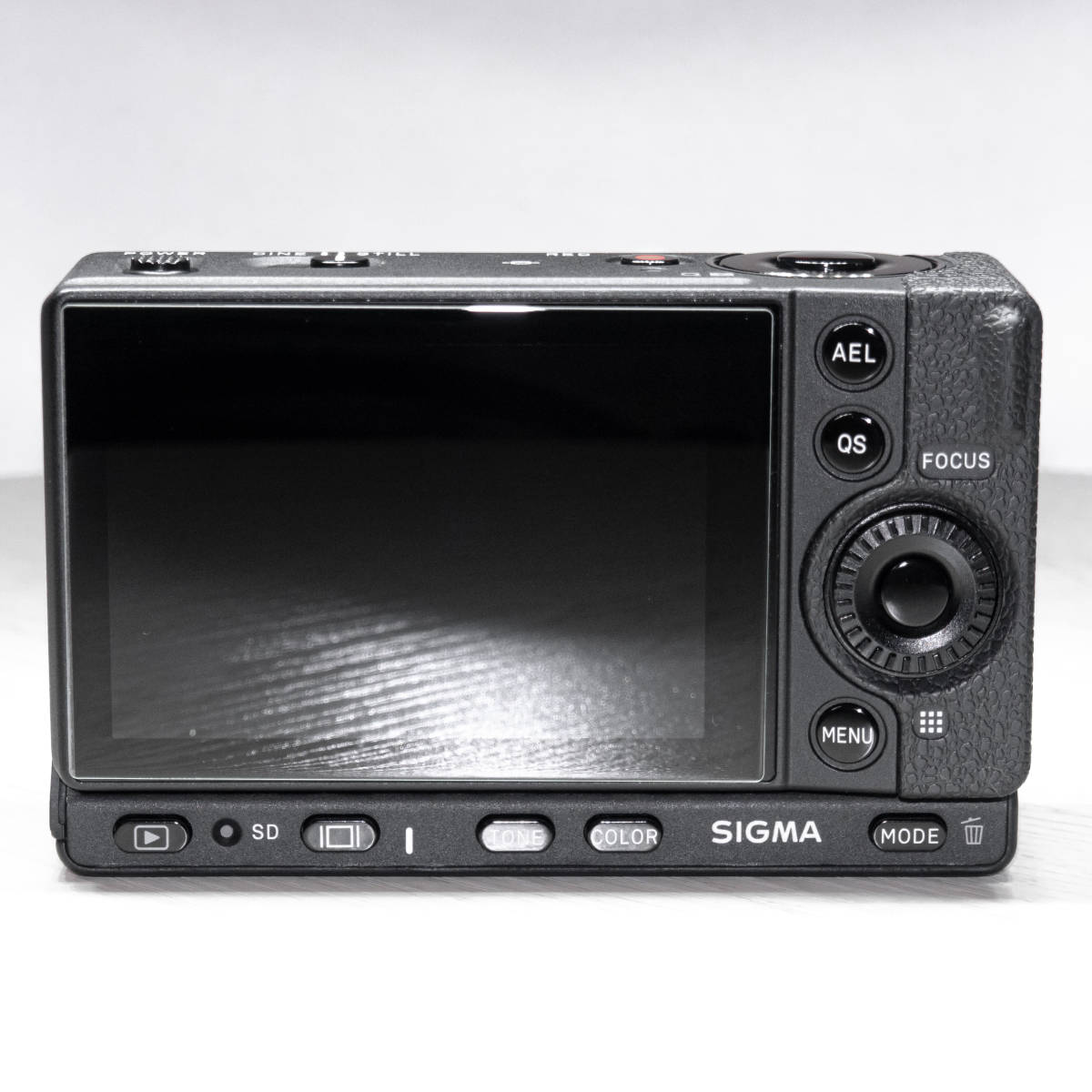 極上美品【SIGMA fp】ボディ 付属品完備 完全動作品 最小フル 極上美品【SIGMA fp】ボディ 付属品完備 完全動作品 最小フル