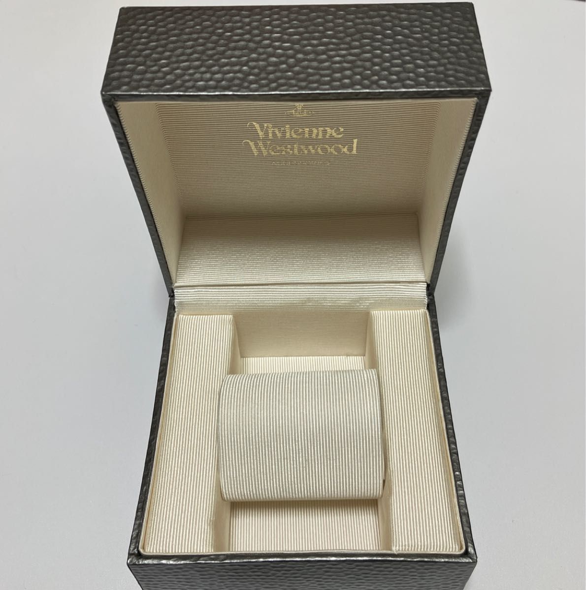 Vivienne Westwood accessories 腕時計空箱