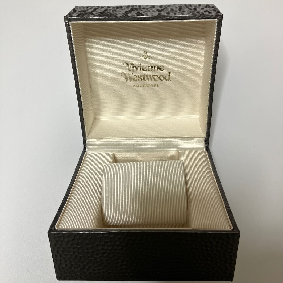 Vivienne Westwood accessories 腕時計空箱