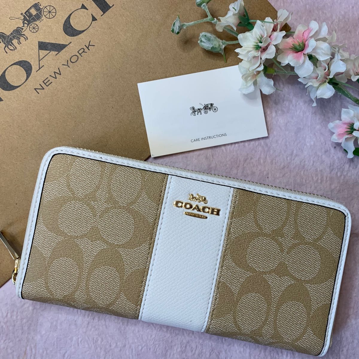 COACH コーチ 長財布 ホワイトライン シグネチャー 新品 アウトレット