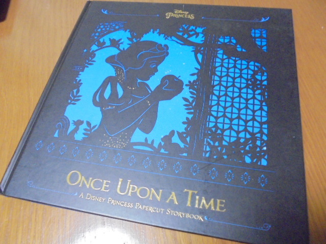  foreign book beautiful cut .. Disney old tale Once Upon a Time Snow White .7 person. small person,sinterela,... forest. beautiful woman, Little Mermaid, Beauty and the Beast 