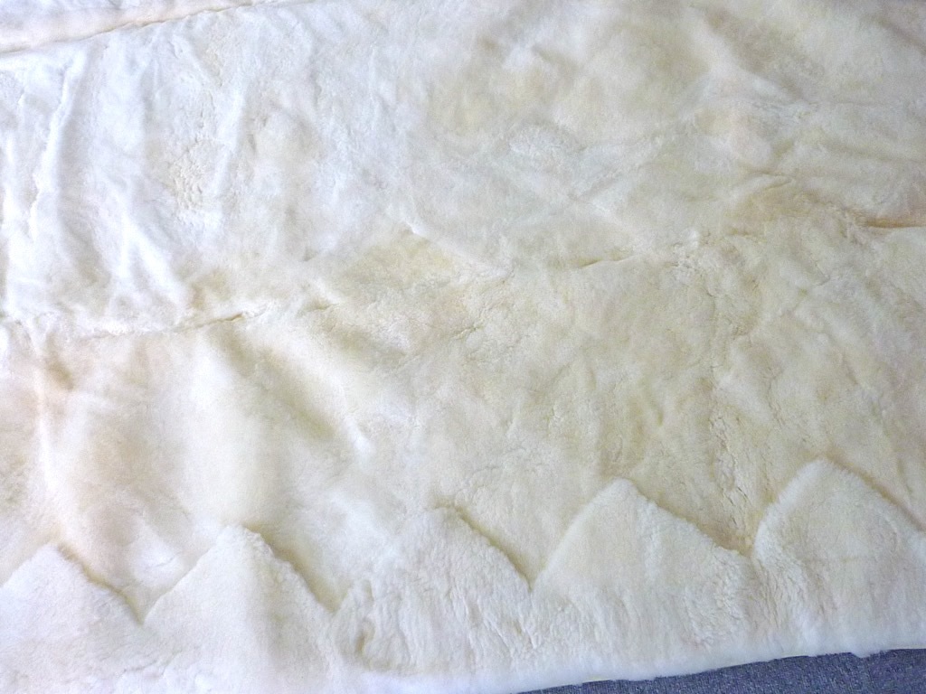ヤフオク! - 購入時71万円 東京西川 ロイヤルシープトン ダブル 高級...