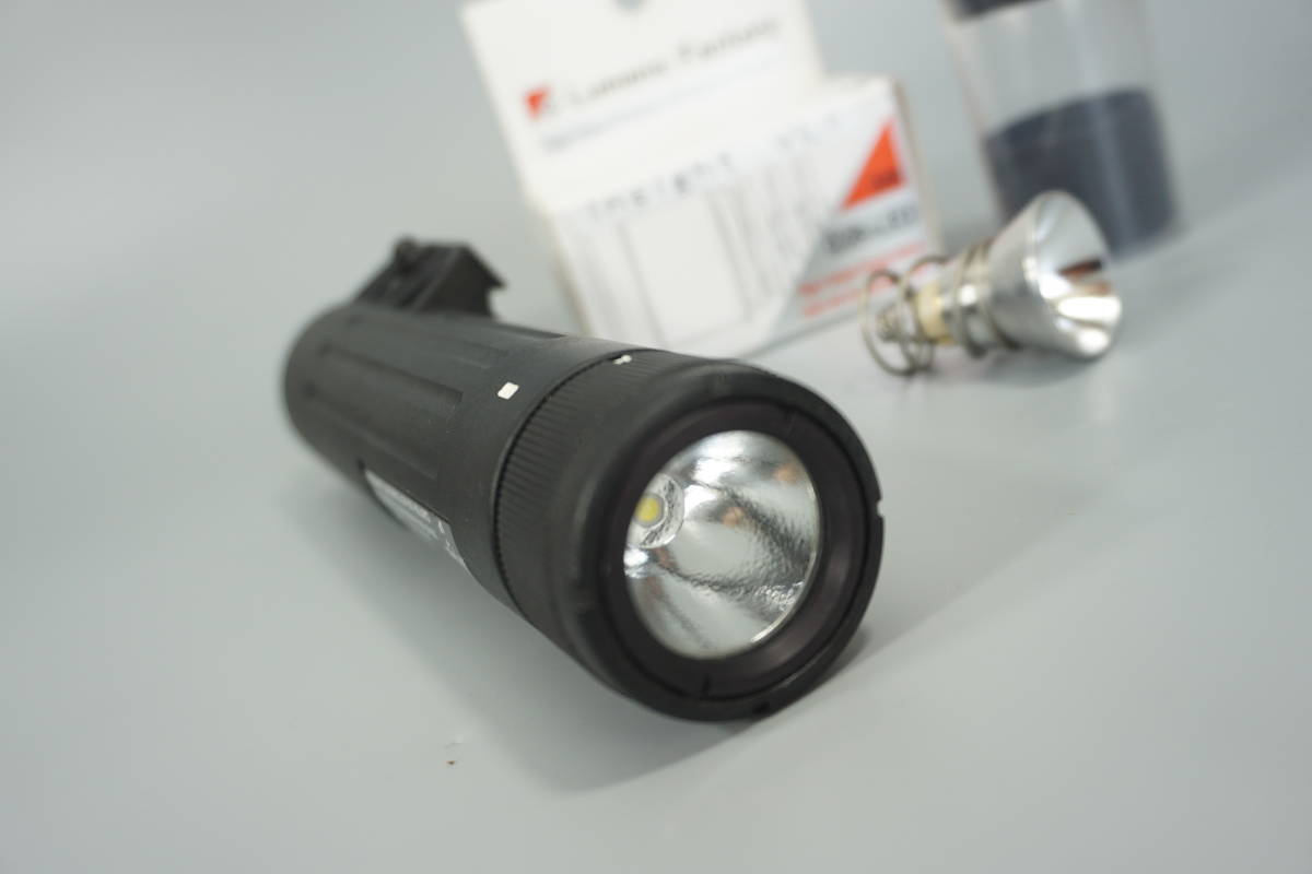 稀少 Insight Technology WMX VLI-002 PVS-17 LED電球付属 稀少 Insight Technology WMX VLI-002 PVS-17 LED電球付属