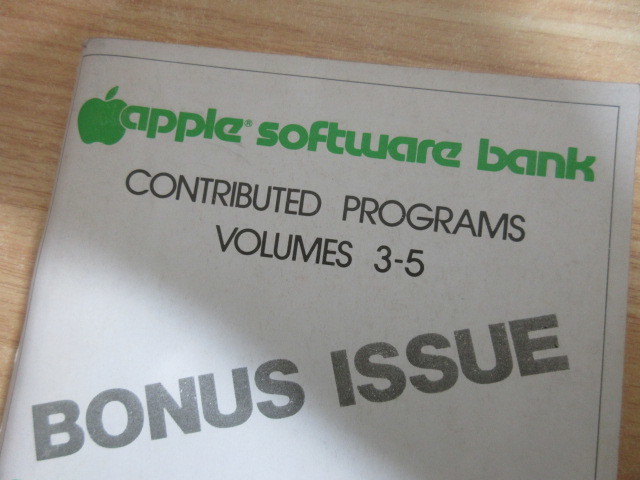 2A1-1 ( иностранная книга Apple apple software bank CONTRIBUTED PROGRAMS Vol.3-5 BONUS ISSUE) Apple программное обеспечение program 