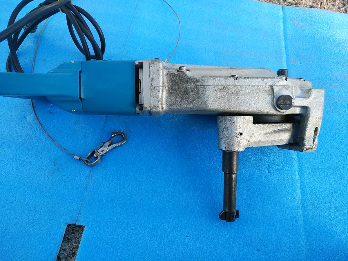 MCC 電動パイレン ラッカル100 EPW0100 パイプレンチ 電動工具 配管)倉
