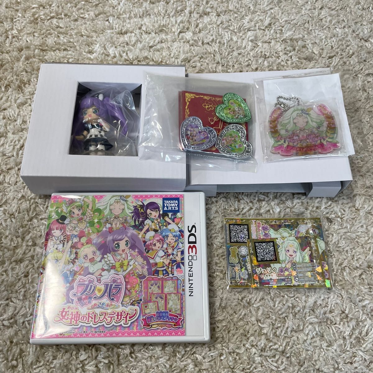 レア品！3DS プリパラ　めざめよ！女神のドレスデザイン　ゴージャスパック