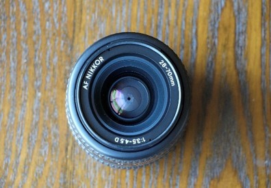 [美品]Nikon AF 28-70mm F3.5-4.5D　純正フードHB-6　純正保護フィルター付き_画像2