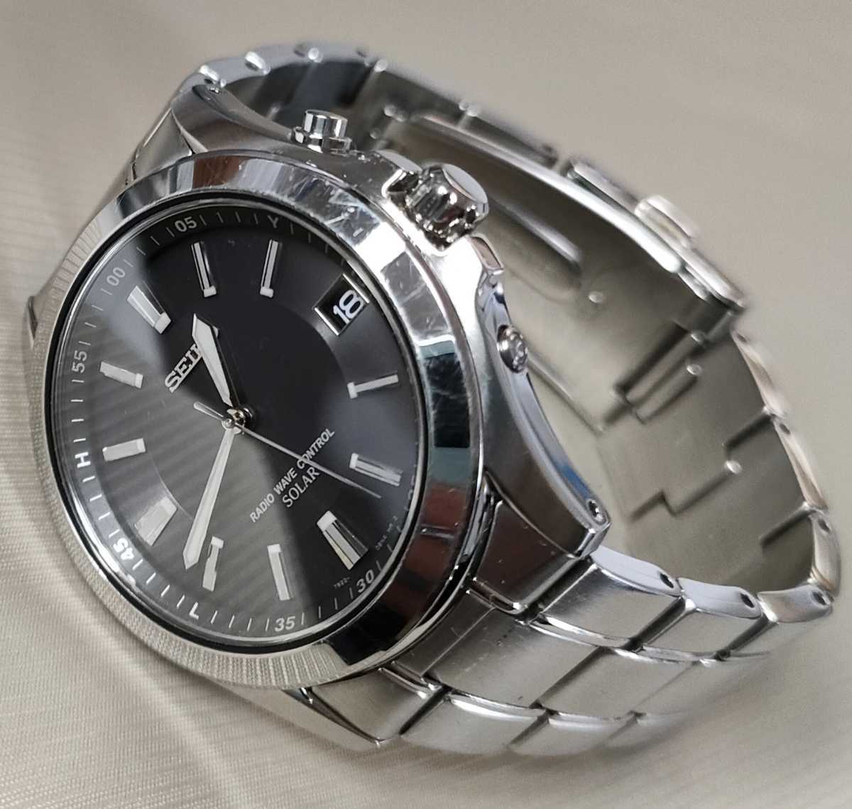 稼働品 SEIKO スピリット 定価41 800円 電波ソーラー腕時計 7B22 稼働品 SEIKO スピリット 定価41 800円 電波ソーラー腕時計 7B22